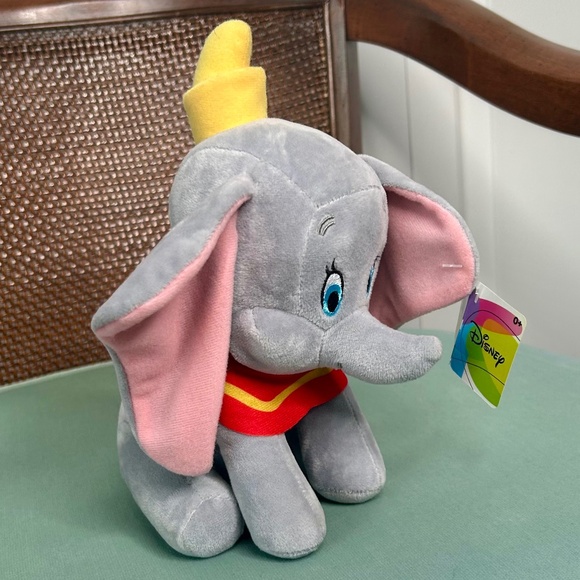 NWT Disney Brand Dumbo Plush Animal - Picture 5 of 6